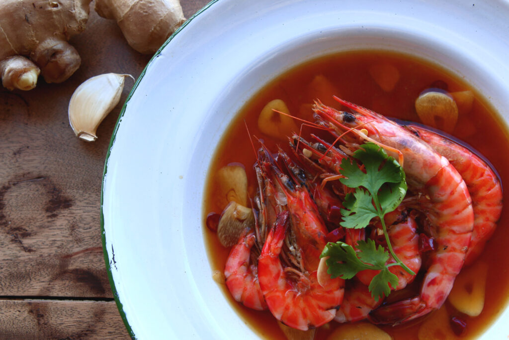 石垣島産車エビの紹興酒蒸しの写真。