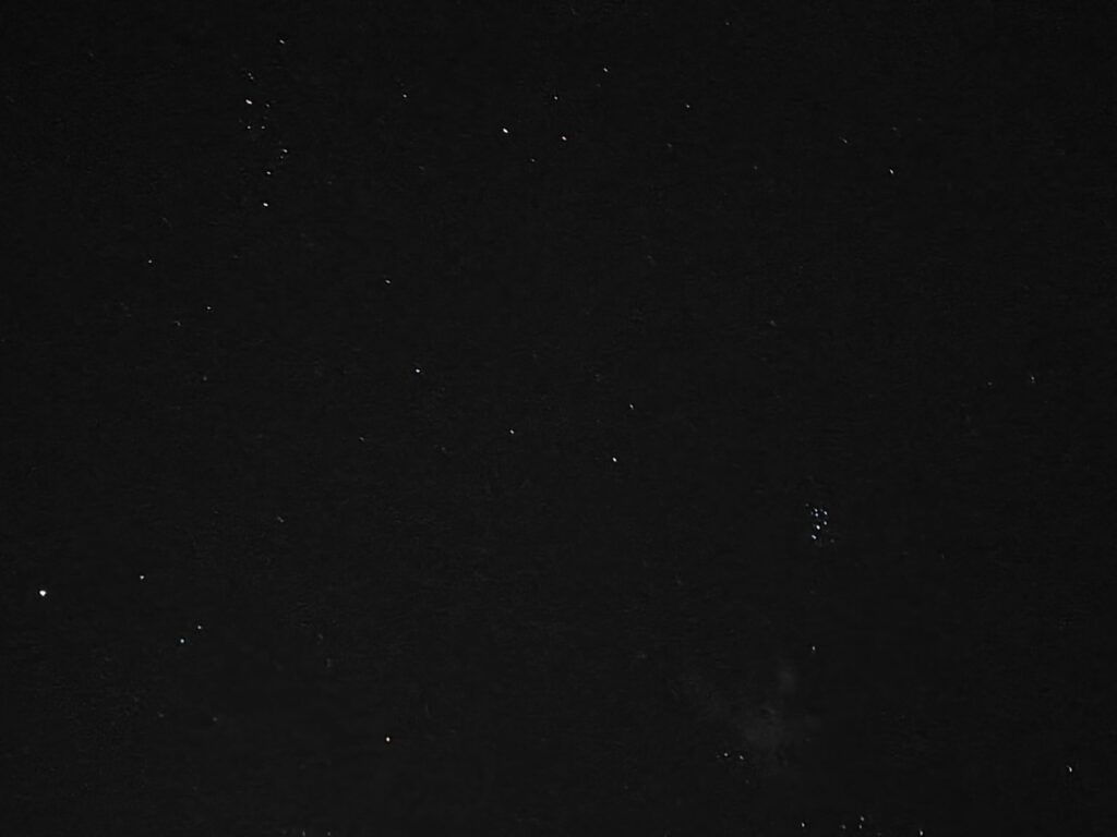 小さく光る6つの星。すばる。